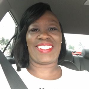 Meet your Posher, Felicia